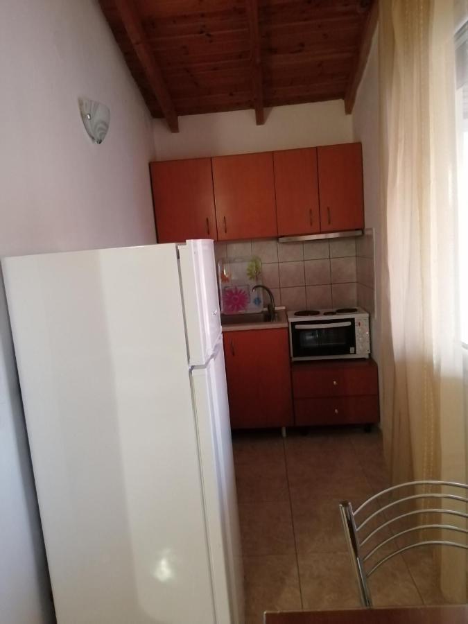 Irini Apartments Керамоті Екстер'єр фото