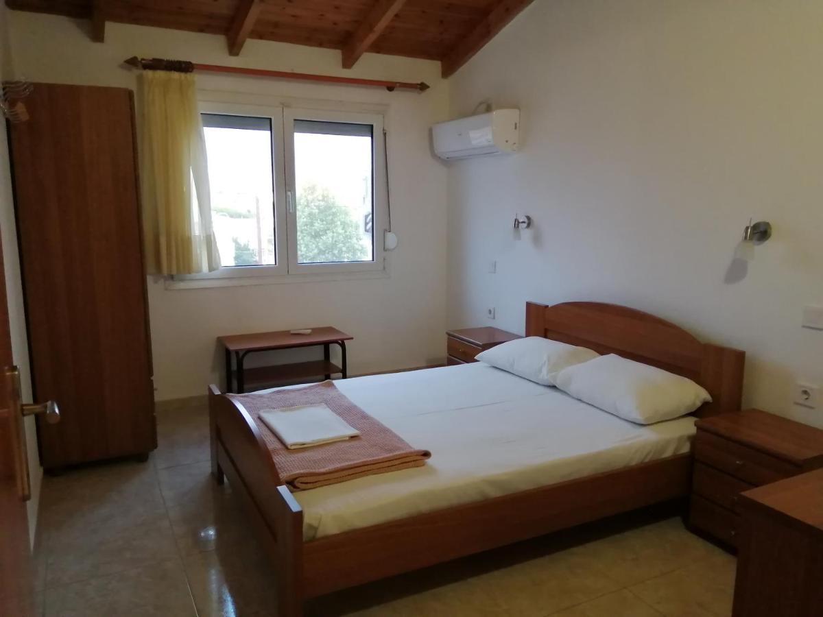 Irini Apartments Керамоті Екстер'єр фото