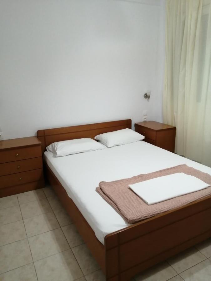 Irini Apartments Керамоті Екстер'єр фото