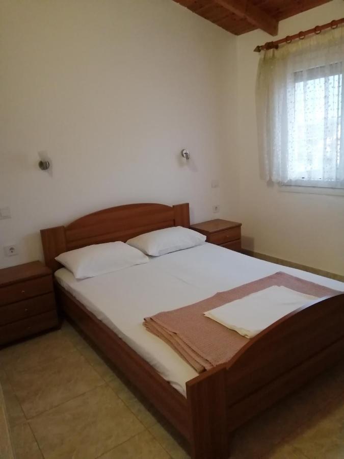 Irini Apartments Керамоті Екстер'єр фото