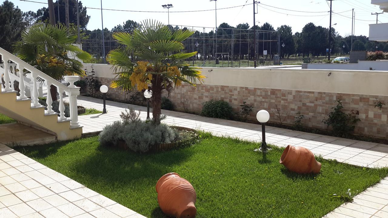 Irini Apartments Керамоті Екстер'єр фото
