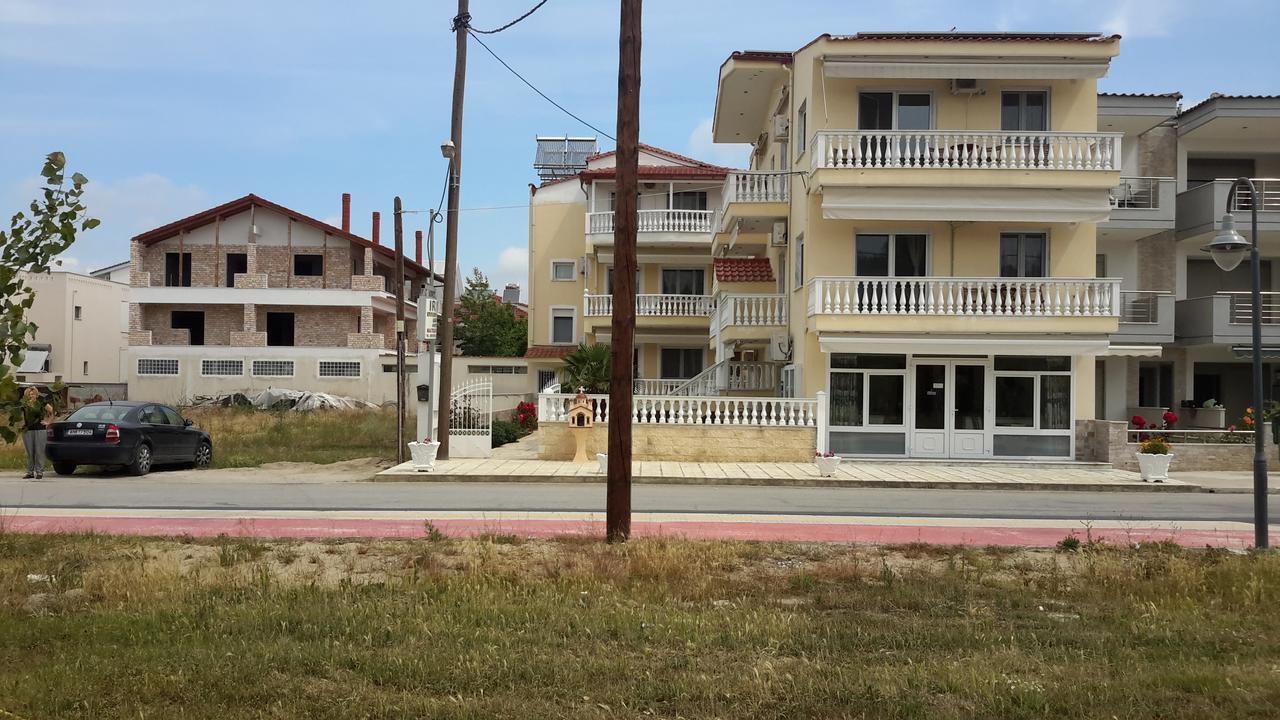 Irini Apartments Керамоті Екстер'єр фото