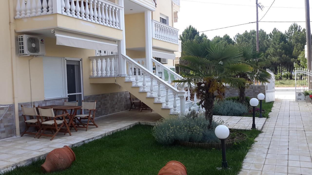 Irini Apartments Керамоті Екстер'єр фото